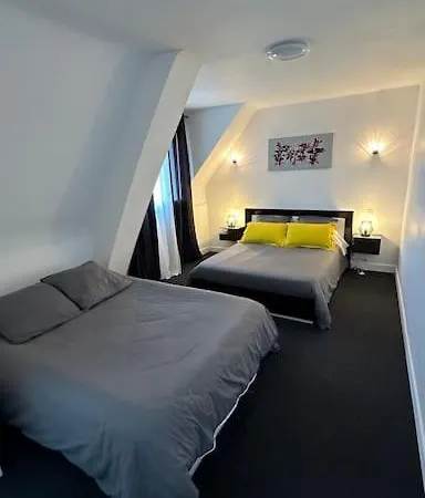 Holiday home Agreable Maison De Leigne-les-Bois
