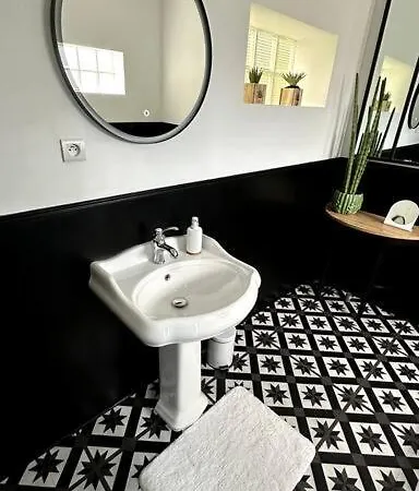 Agreable Maison De Leigne-les-Bois
