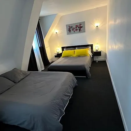 Holiday home Agreable Maison De Leigne-les-Bois