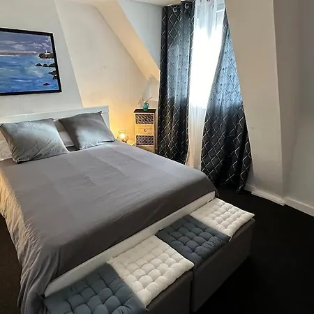 Holiday home Agreable Maison De Leigne-les-Bois