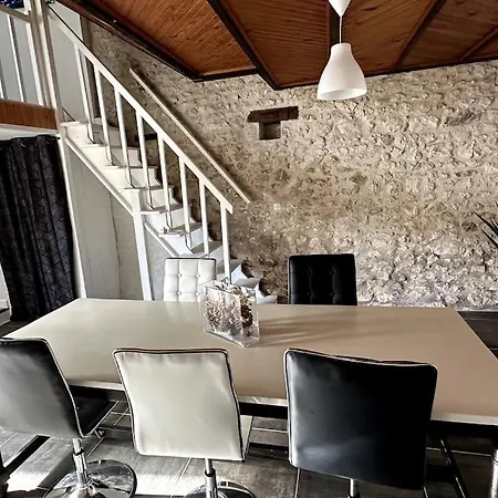 Agreable Maison De *